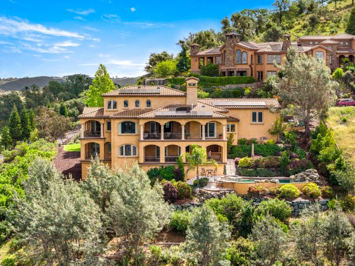 Property Photo:  1106 Clearview Drive  CA 95762 