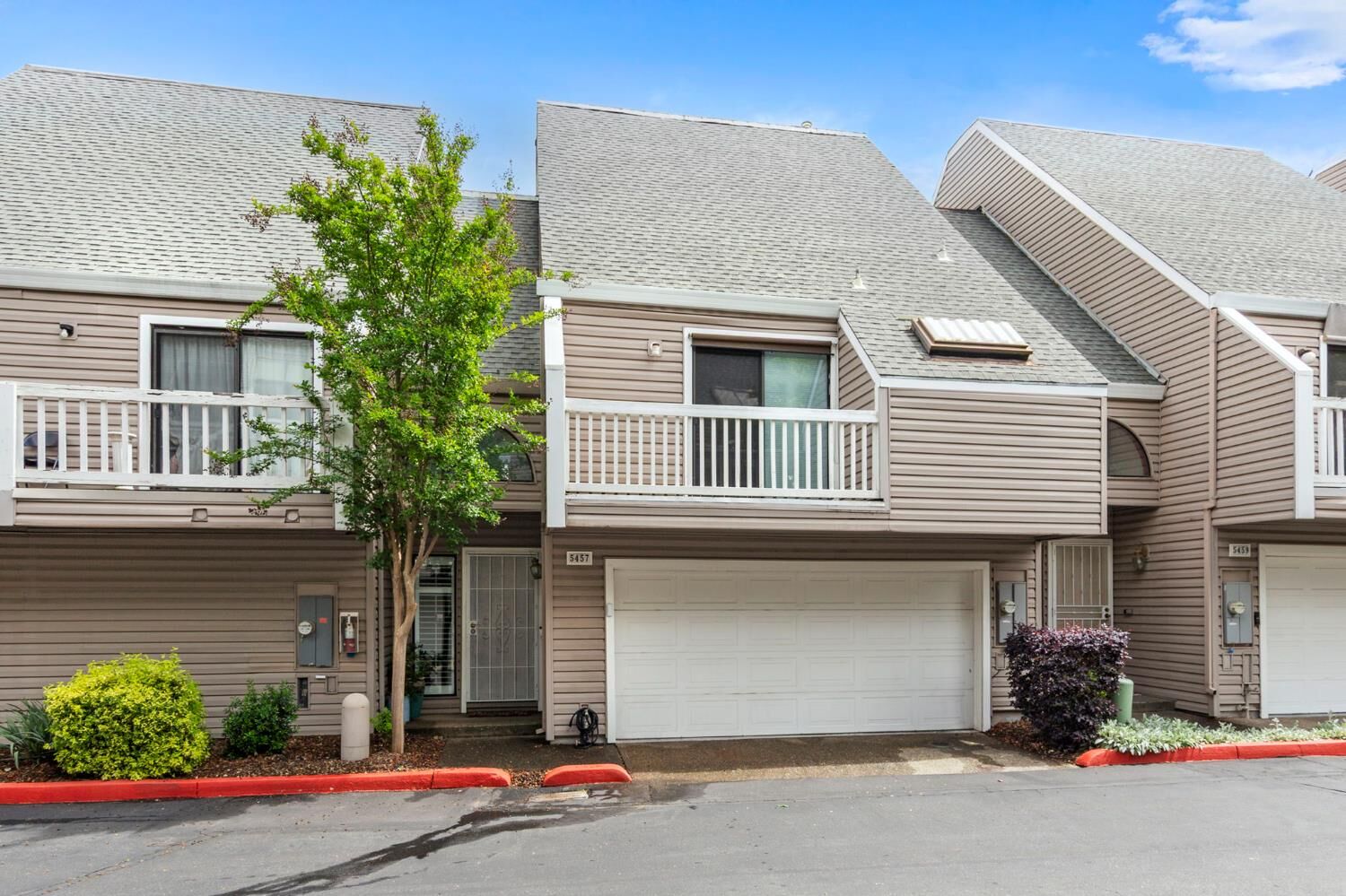 Property Photo:  5457 Ventana Place  CA 95610 