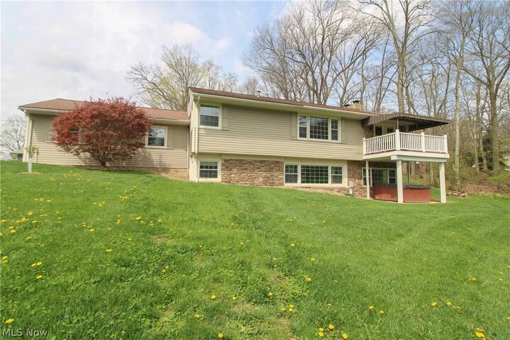 Property Photo:  324 Neff Drive  OH 44406 