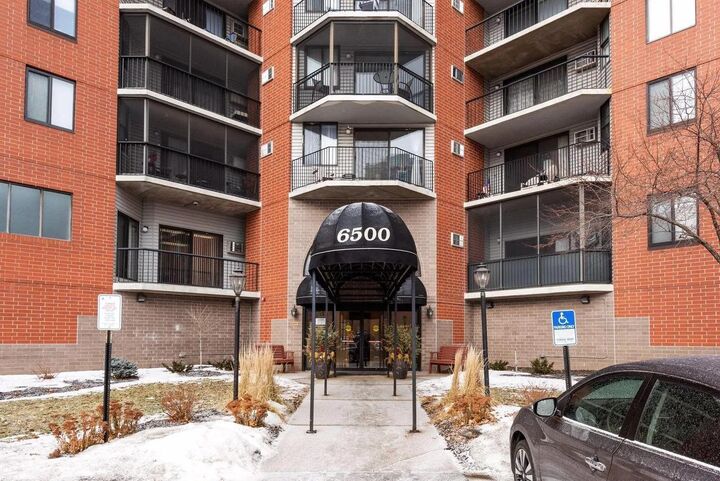 Property Photo:  6500 Woodlake Drive 313  MN 55423 
