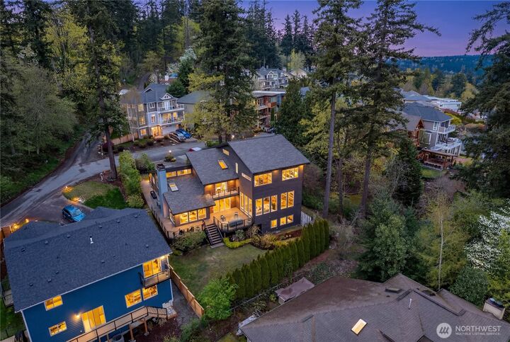 Property Photo:  11818  89th Place NE  WA 98034 