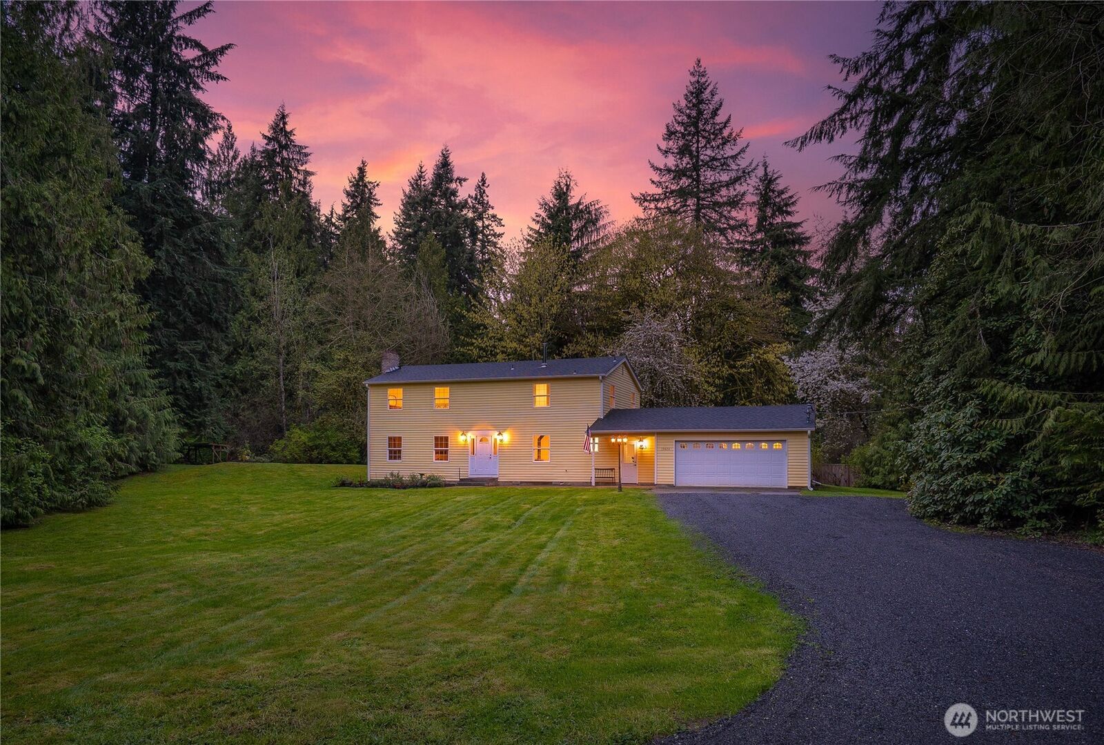 Property Photo:  18424  109th Avenue SE  WA 98296 