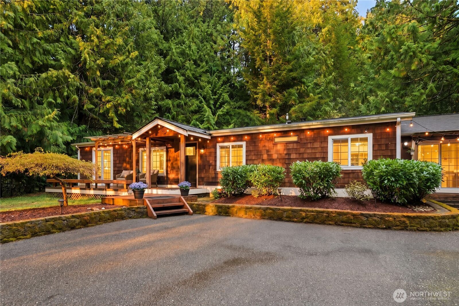 Property Photo:  3316  288th Avenue NE  WA 98053 