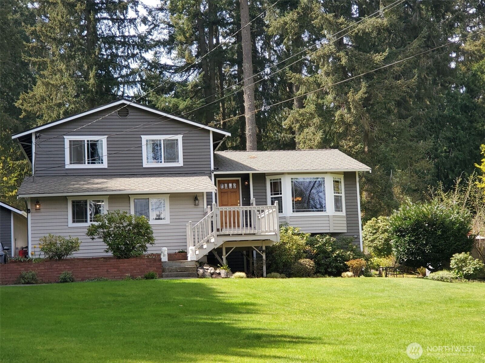 Property Photo:  18803  156th Avenue NE  WA 98072 