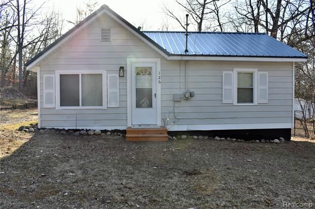 Property Photo:  126 Lasalle Avenue  MI 48629 