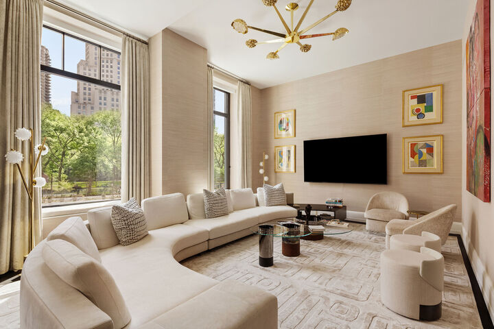 Property Photo:  10 Madison Square W 2F  NY 10010 