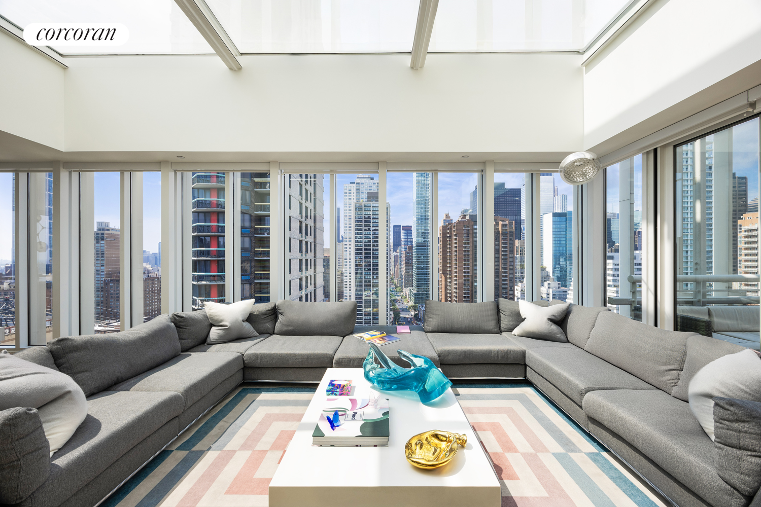 Property Photo:  301 E 61st Street Penthouse  NY 10065 