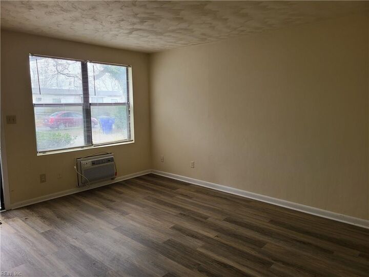 Property Photo:  7941 Redmon Rd B  VA 23518 