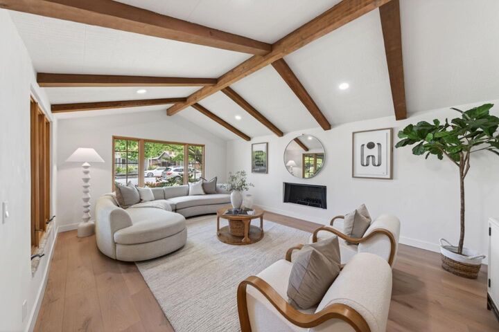 Property Photo:  2734 Doverton Square  CA 94040 