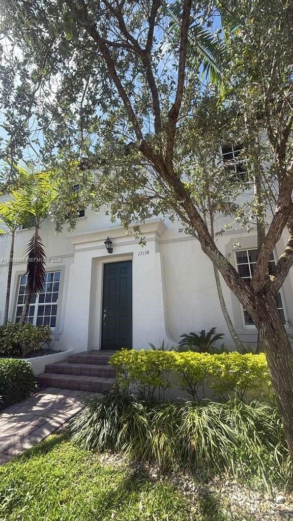 Property Photo:  17138 SW 93rd St 17138  FL 33196 