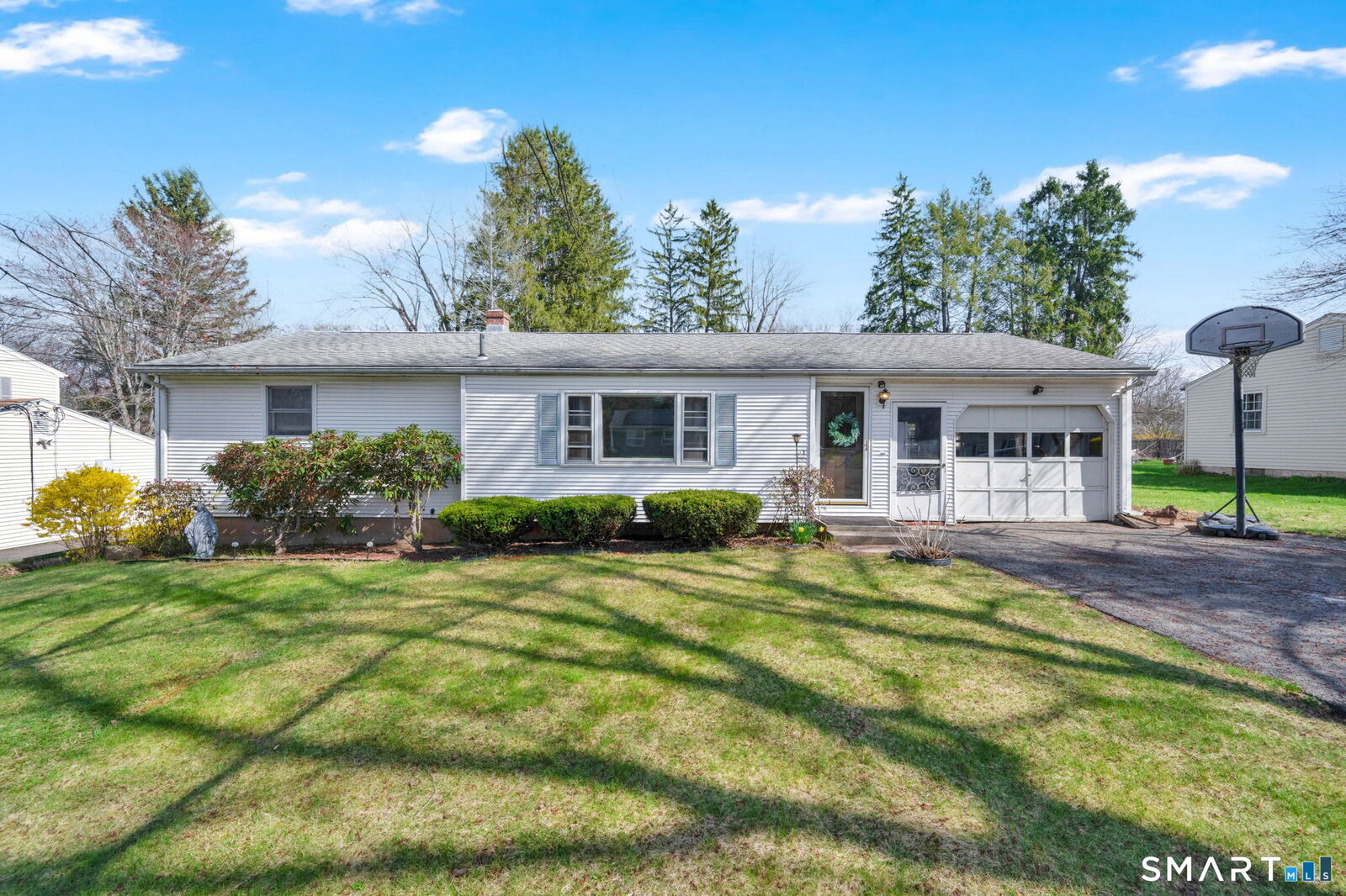 Property Photo:  31 Meadowlark Road  CT 06082 