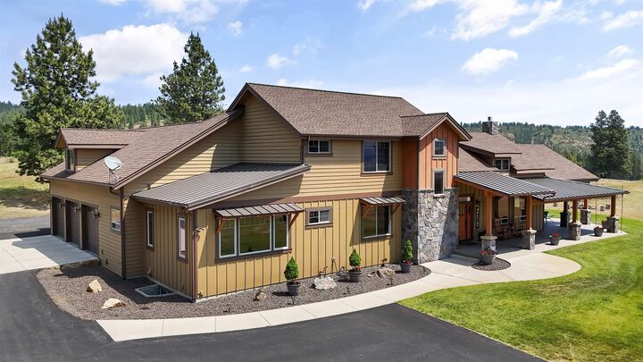 Property Photo:  21617 E Harvard Vistas Ln  WA 99025 