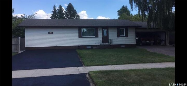 Photo de la propriété:  136 6th Street  SK S0K 2A0 
