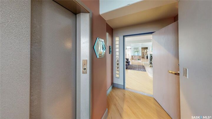 Property Photo: 1150 Rose Street 400 SK S4R 1Z6
