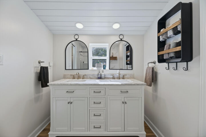 Property Photo:  1719 Taw Caw Drive  SC 29148 