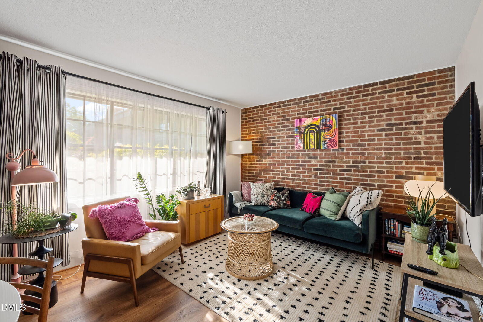 Property Photo:  807 W Trinity Avenue Apt 125  NC 27701 