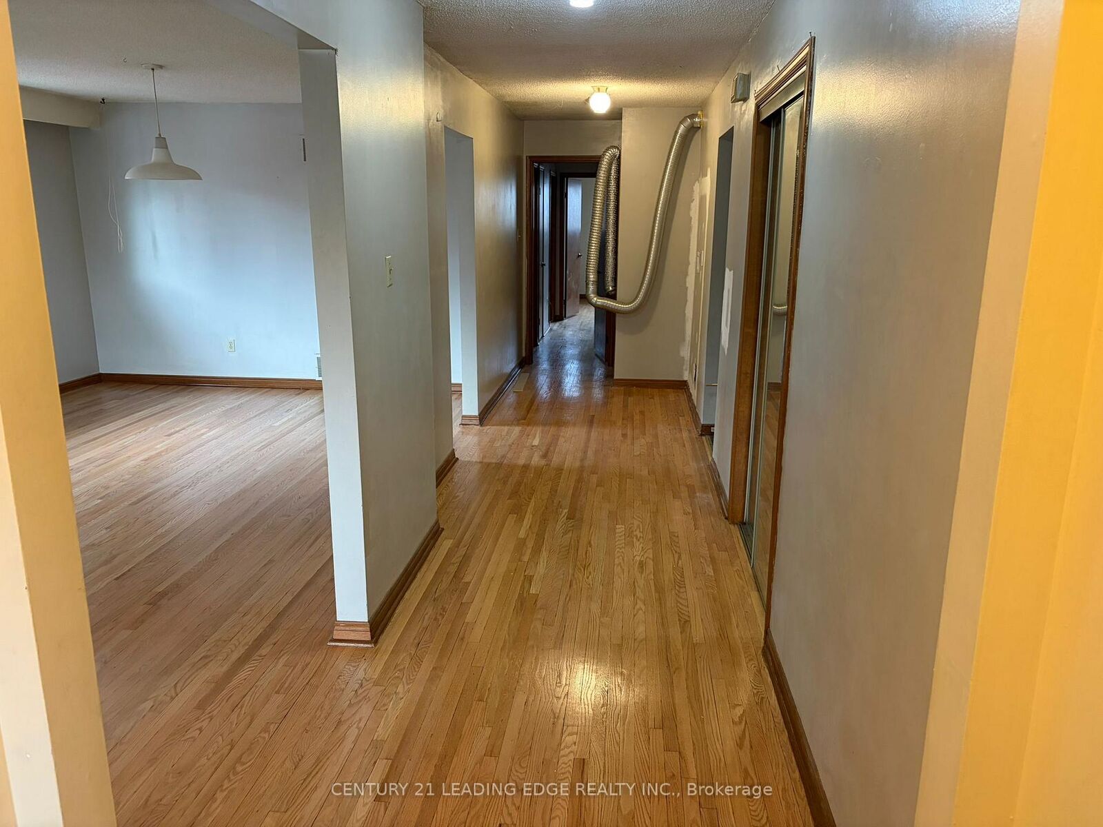 Property Photo:  127 Risebrough Circuit  ON L3R 3E1 