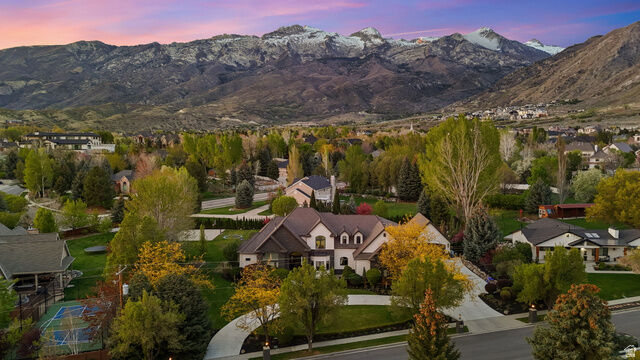 Property Photo: 971 E 300 N UT 84004