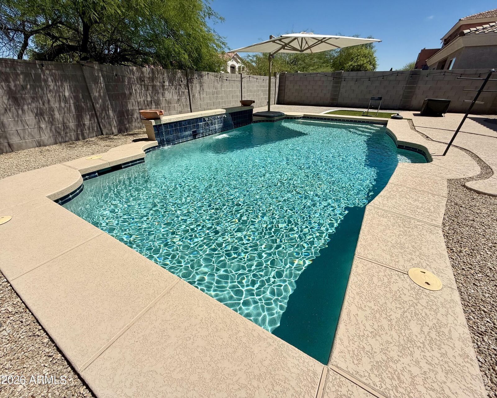 Property Photo:  508 W Latona Road  AZ 85041 