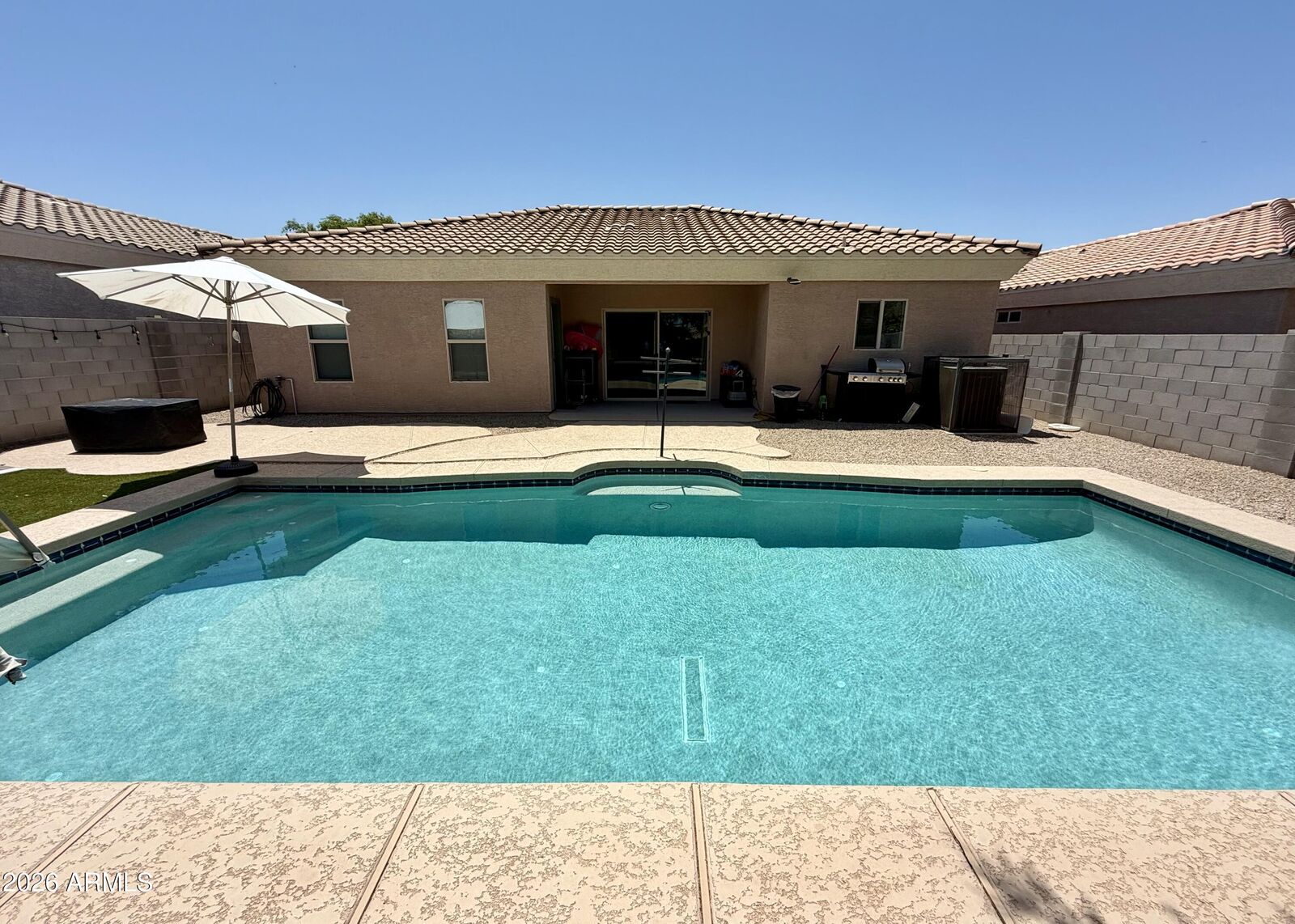 Property Photo:  508 W Latona Road  AZ 85041 