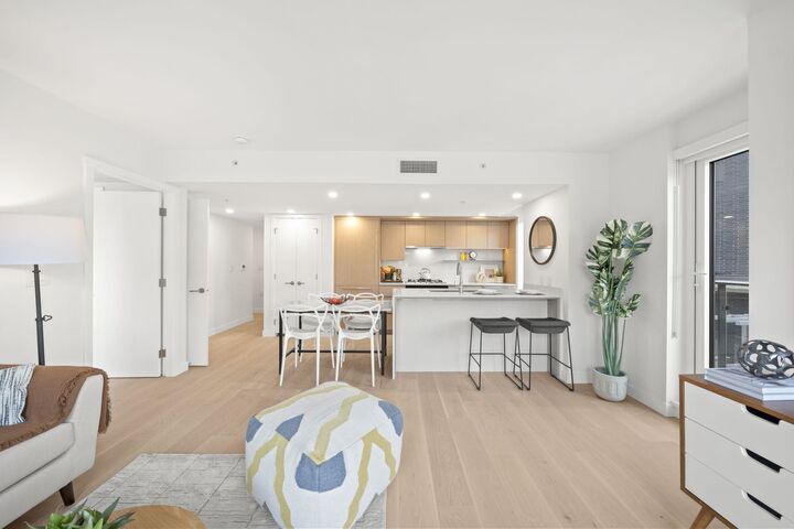 Property Photo: 5212 Cambie Street 106 BC V5Z 2Z7