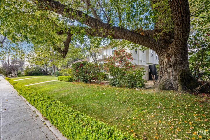 Property Photo:  3020 21st Street  CA 93301 