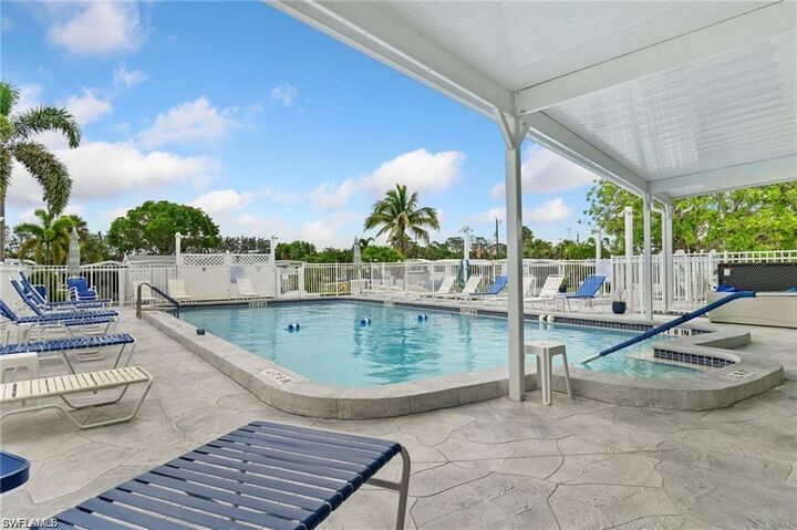 Property Photo:  114 Rose Ln 111  FL 34114 