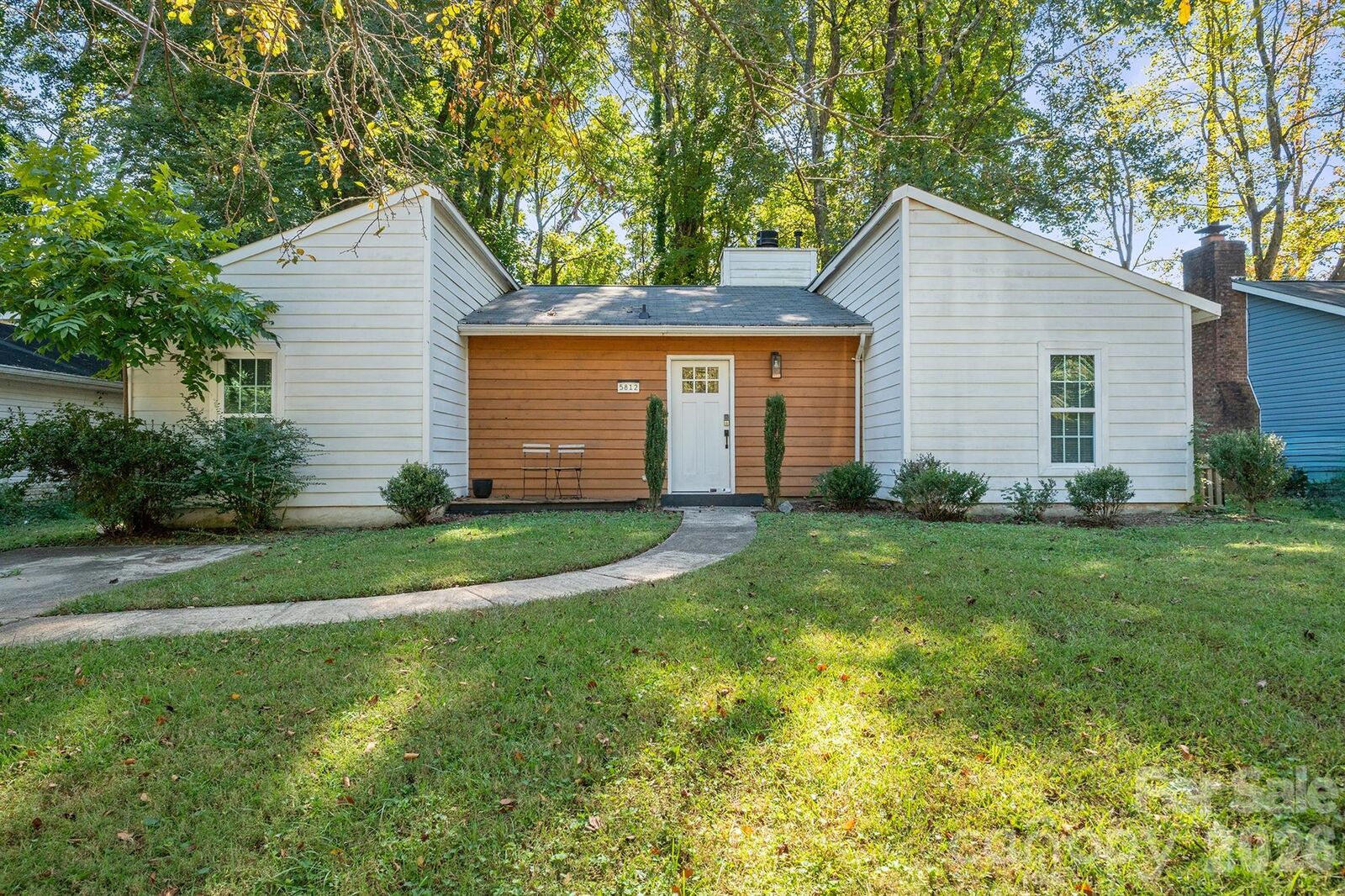 Property Photo:  5812 Rock Hollow Drive  NC 28212 