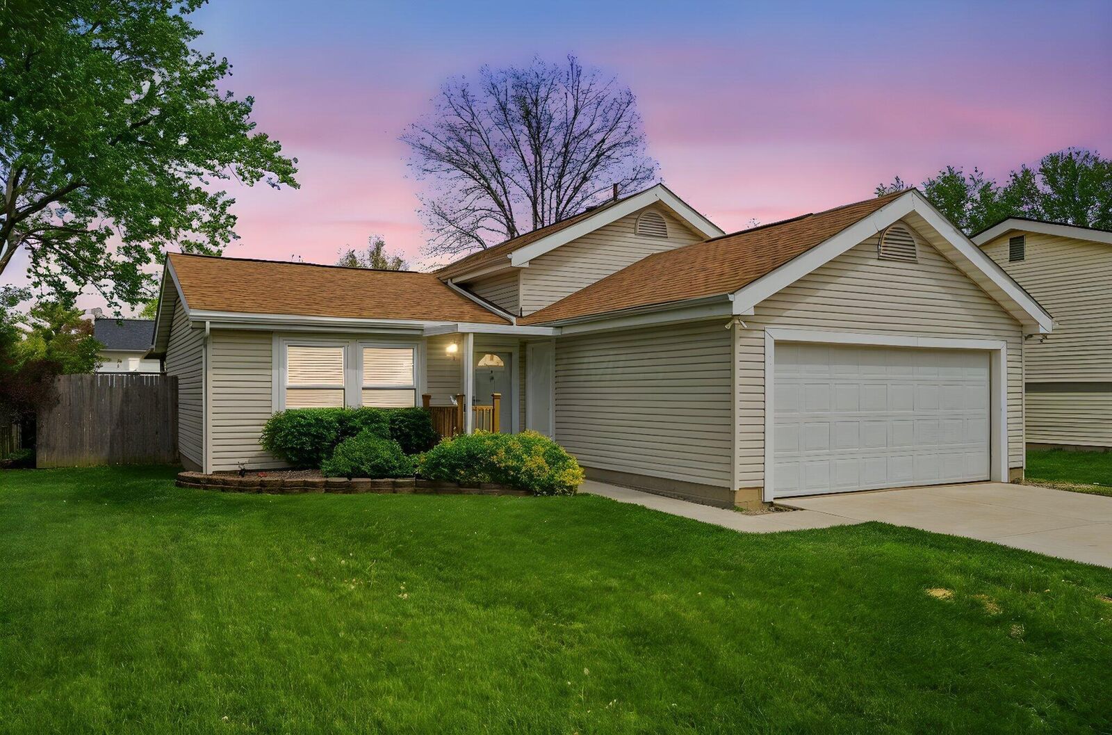 Property Photo:  5712 Rachel Court  OH 43026 