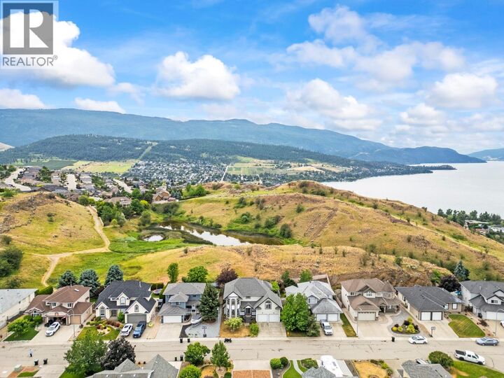 Property Photo: 859 Mt. Bulman Place BC V1B 2Z3