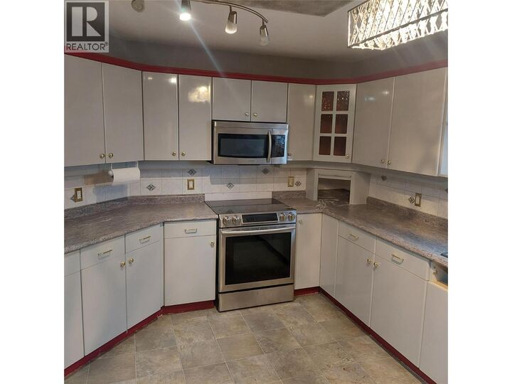 Property Photo: 197 Ritchie Court BC V1V 2A8