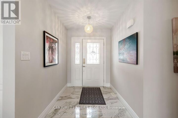 Property Photo:  17 Hardy Crescent  ON K6V 3A2 