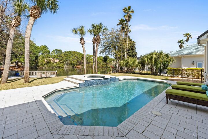 Property Photo:  4561 Nautical Court  FL 32541 