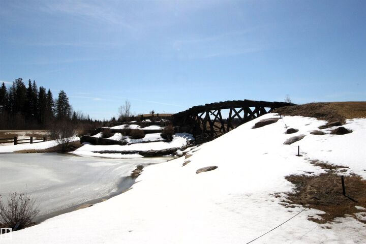 Property Photo:  53126 Rge Road 70 512  AB T0E 0W0 