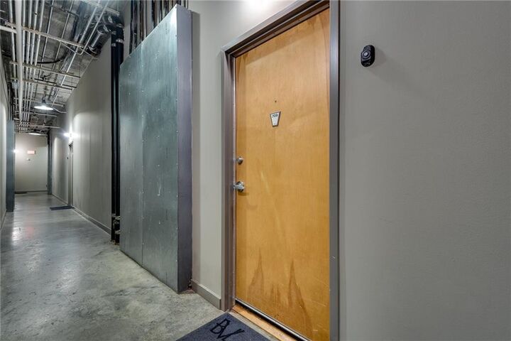 Property Photo:  3235 Roswell Road 709  GA 30305 