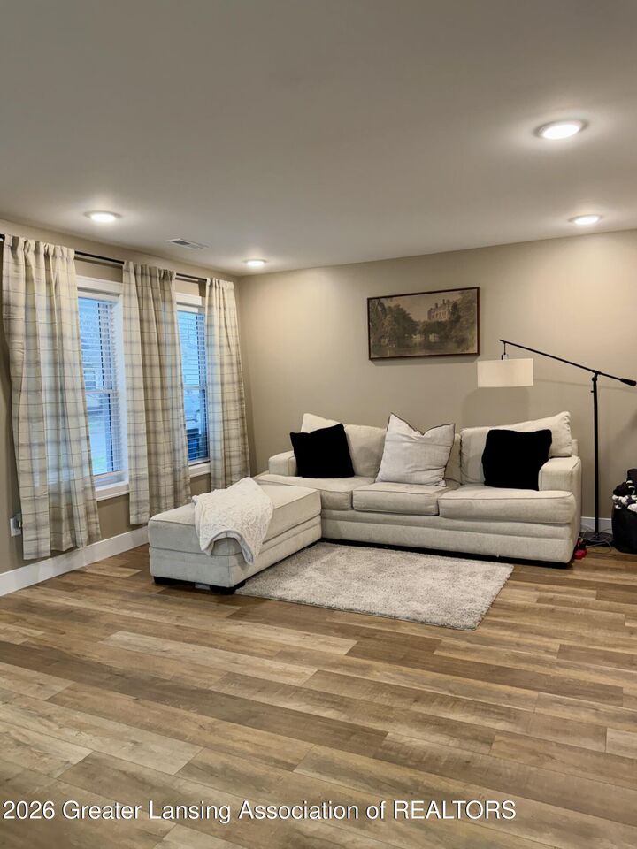 Property Photo:  608 Detroit Street  MI 49201 