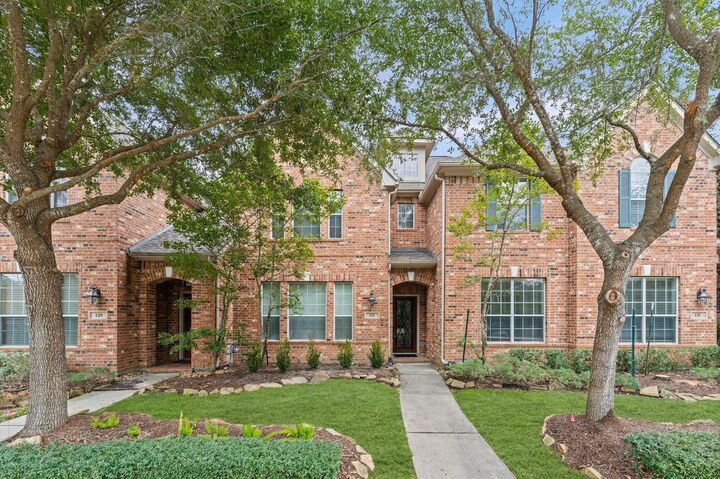 Property Photo:  133 E Montfair Boulevard  TX 77382 