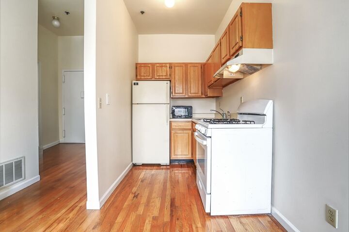 Property Photo:  618 Washington St 2  NJ 07030 