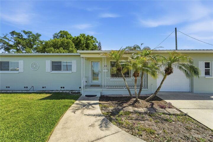 Property Photo:  3606 Lake Underhill Road  FL 32803 