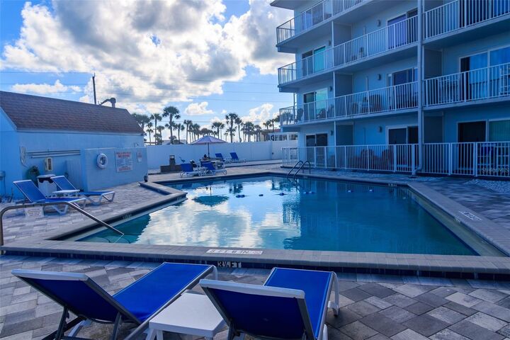 Property Photo: 3700 S Atlantic Avenue 303 FL 32169