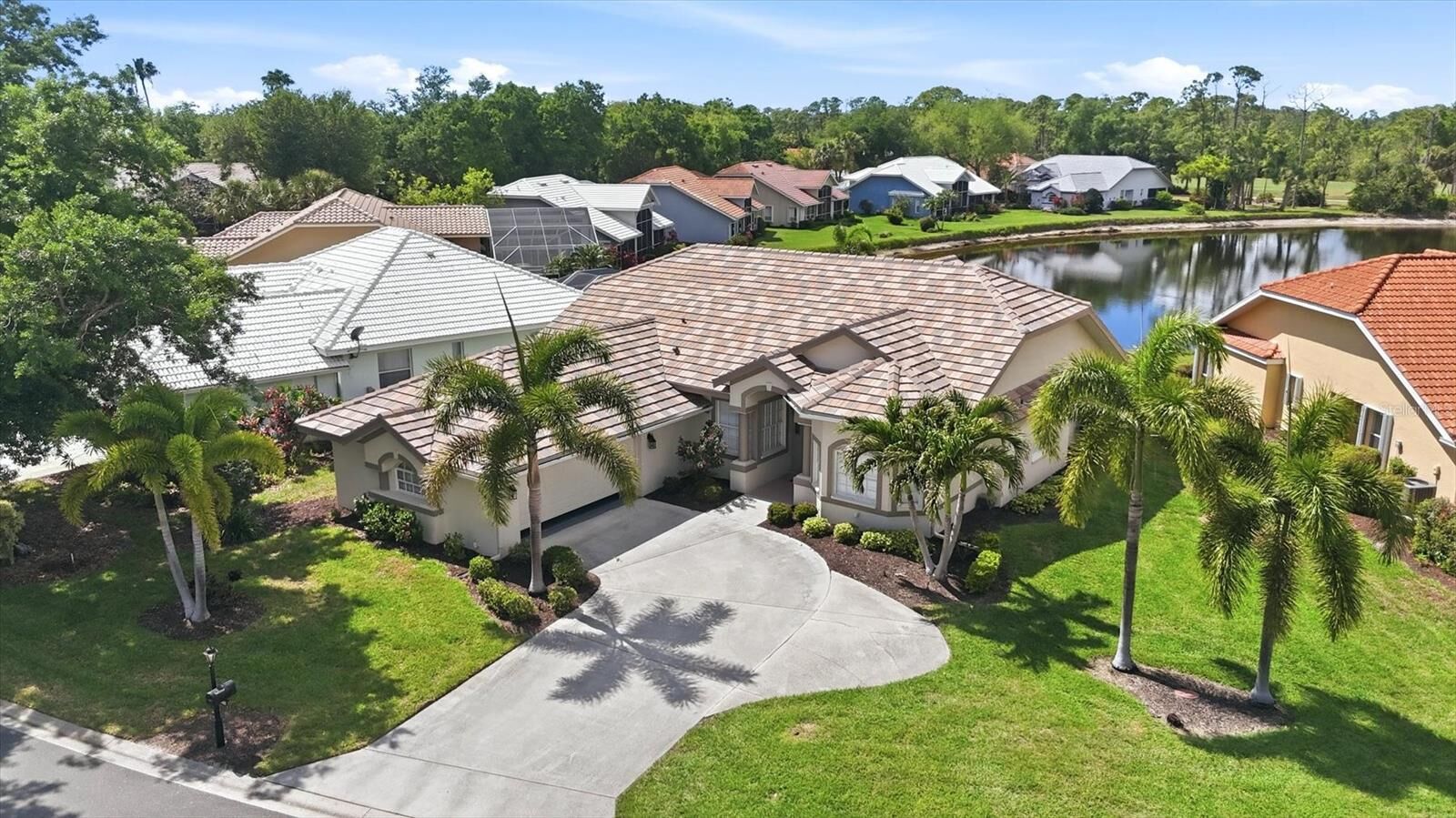 Property Photo:  14402 Bridgeview Lane  FL 33953 