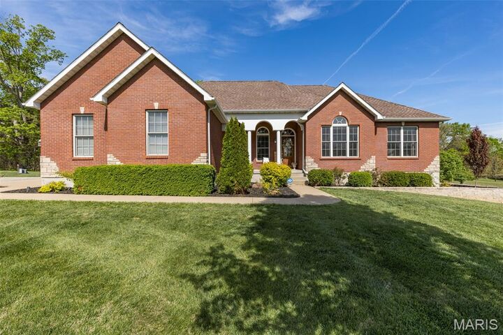 Property Photo: 1041 Saint Francois Hills Drive MO 63637