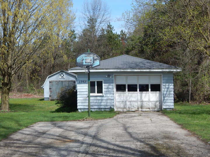 Property Photo:  11392 E Apple Avenue  MI 49451 