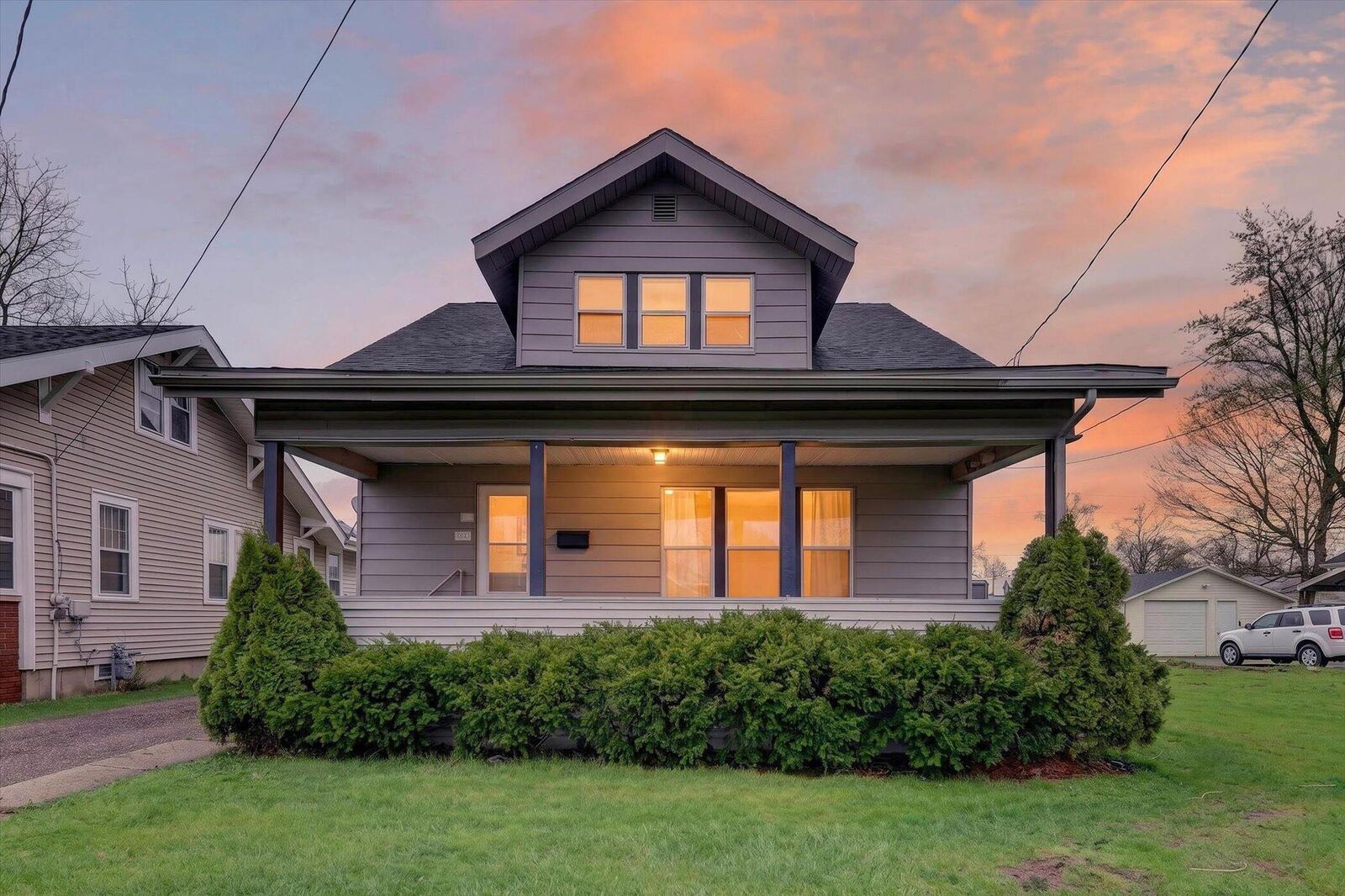 Property Photo: 359 Lakeview Avenue MI 49015