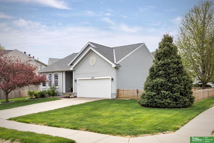 Property Photo:  20035 Glenmore Drive  NE 68028 
