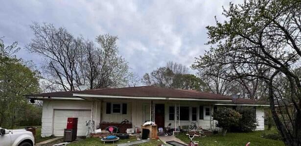 Property Photo:  600 Anacoco  LA 71446 