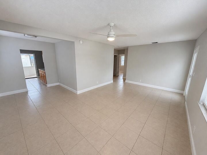 Property Photo:  1508 NW 1st Avenue  FL 33311 