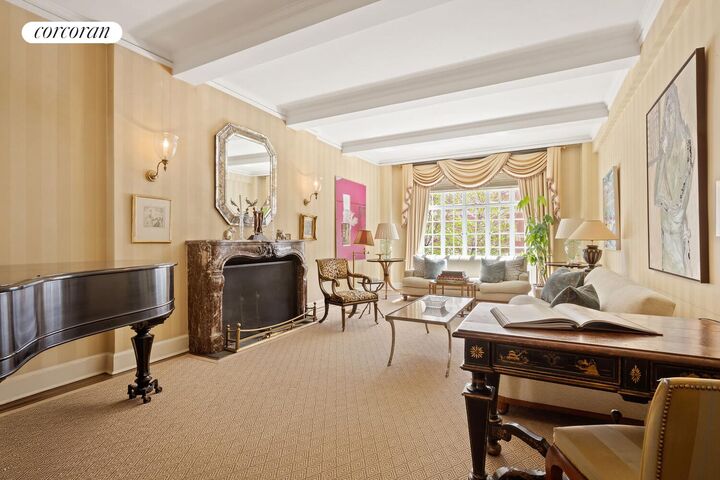 Property Photo:  115 E 67th Street 3/4D  NY 10065 