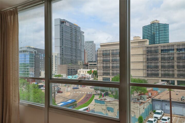 Property Photo:  1800 Lavaca Street A508  TX 78701 