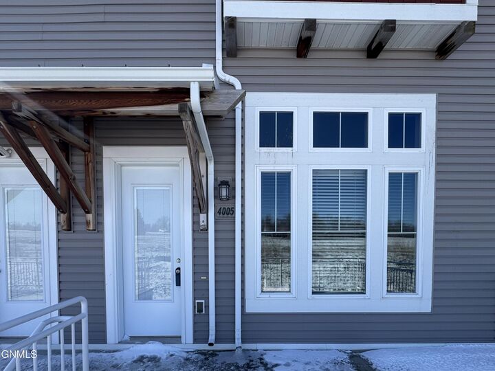 Property Photo:  4005 Calgary Avenue  ND 58503 